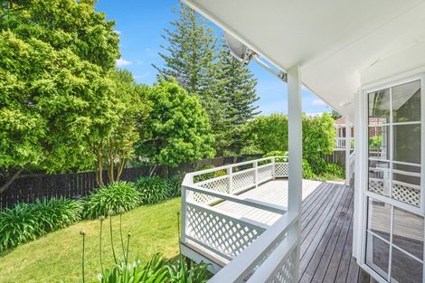 Photo of property in 2/2 Napoleon Avenue, Milford, Auckland, 0620