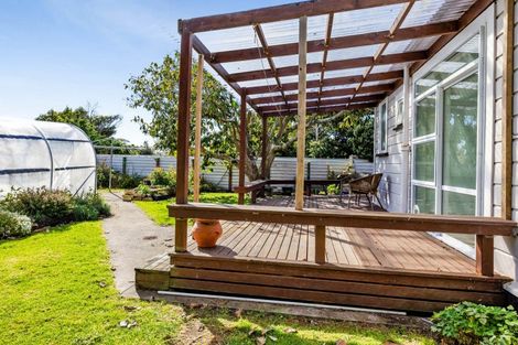 Photo of property in 51 Dixon Avenue, Hawera, 4610