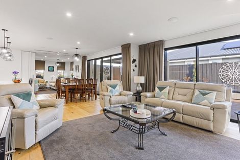 Photo of property in 12 Sloan Avenue, Rangiora, 7400