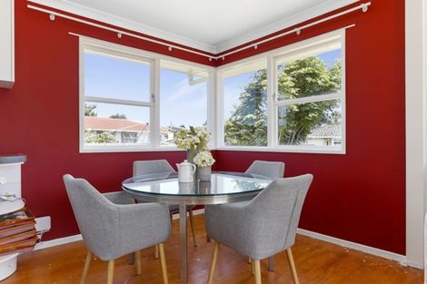 Photo of property in 68 Wallace Road, Mangere Bridge, Auckland, 2022