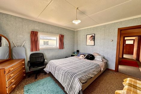 Photo of property in 34 Eglinton Street, Winton, 9720