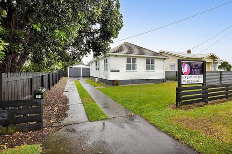 Photo of property in 304 South Road, Hawera, 4610
