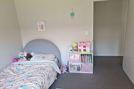 Photo of property in 27 Mokihi Gardens, Hillmorton, Christchurch, 8024