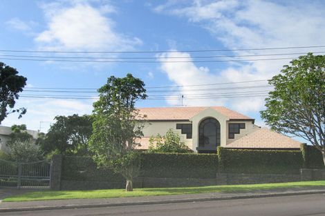 Photo of property in 52 Onetaunga Road, Chatswood, Auckland, 0626