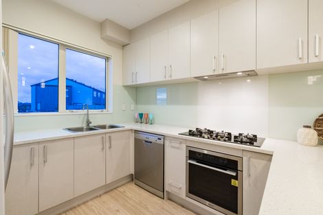 Photo of property in 66 Pencaitland Drive, Flat Bush, Auckland, 2019
