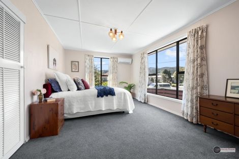 Photo of property in 115 Mcleod Street, Elderslea, Upper Hutt, 5018