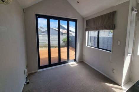 Photo of property in 15a Torridon Road, Miramar, Wellington, 6022