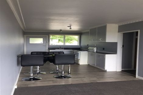 Photo of property in 2/52 Mortlake Street, Islington, Christchurch, 8042