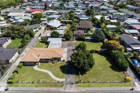 Photo of property in 235 Kenilworth Road, Mayfair, Hastings, 4122