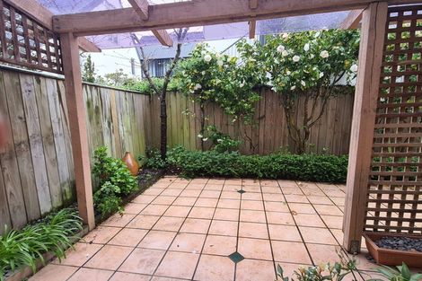 Photo of property in 28d Cranmer Square, Christchurch Central, Christchurch, 8013
