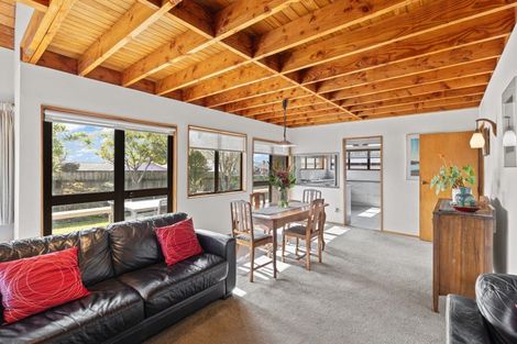 Photo of property in 23 Wesley Avenue, Frankleigh Park, New Plymouth, 4310