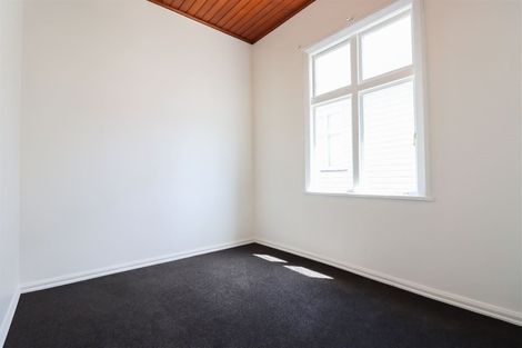 Photo of property in 12 Clifton Terrace, West End, Timaru, 7910