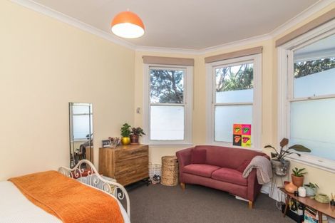 Photo of property in 196 Glenmore Street, Northland, Wellington, 6012