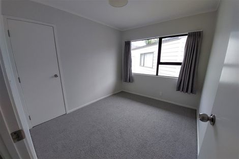 Photo of property in 75 Santiago Crescent, Unsworth Heights, Auckland, 0632
