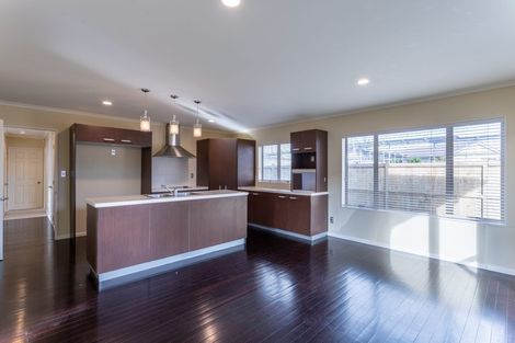 Photo of property in 3a Sorrel Crescent, Bucklands Beach, Auckland, 2012