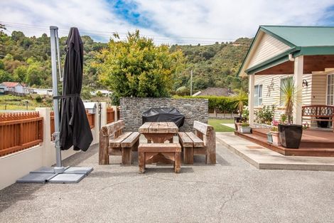 Photo of property in 13 Times Street, Reefton, 7830