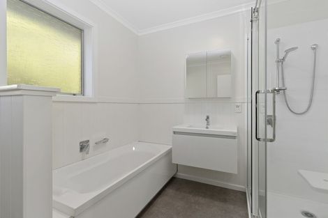Photo of property in 30b Morrow Avenue, St Andrews, Hamilton, 3200