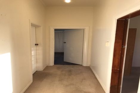 Photo of property in 16 Egmont Street, Castlecliff, Whanganui, 4501