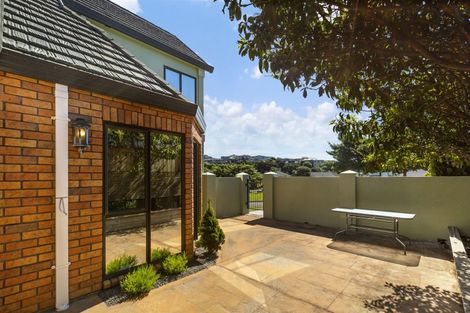 Photo of property in 30 Lanyon Place, Whitby, Porirua, 5024