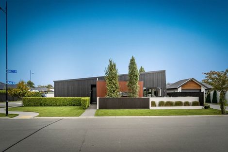 Photo of property in 2 Wallace Crescent, Prebbleton, 7604