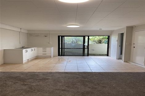 Photo of property in 89 Chelsea View Drive, Chatswood, Auckland, 0626