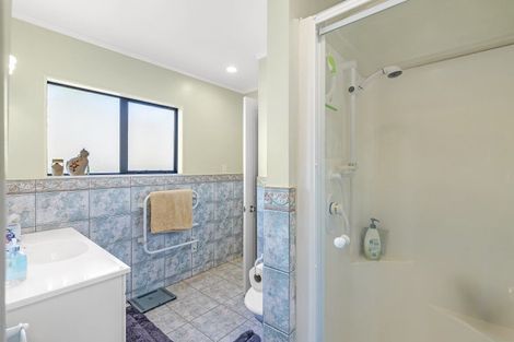 Photo of property in 12 Rua Road, Paraparaumu Beach, Paraparaumu, 5032