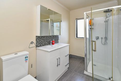 Photo of property in 3 Ginko Place, Mangere, Auckland, 2022