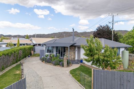 Photo of property in 19 Royal Terrace, Alexandra, 9320