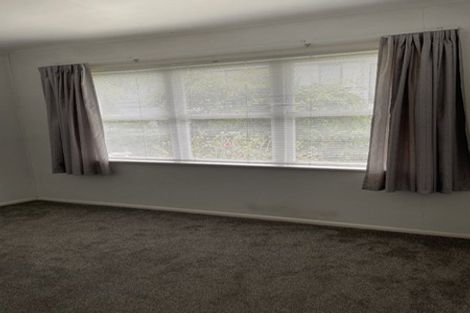 Photo of property in 44 Seymour Road, Sunnyvale, Auckland, 0612