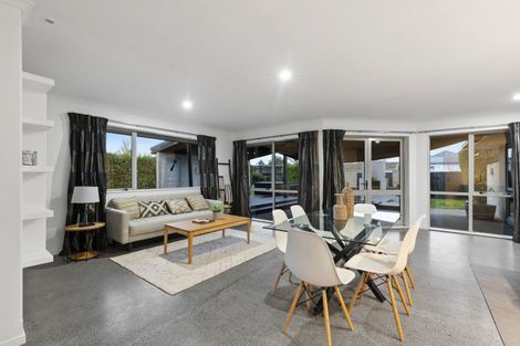 Photo of property in 24 James Drive, Woodend, 7610