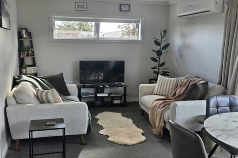 Photo of property in 7 Hall Street, Woodville, 4920