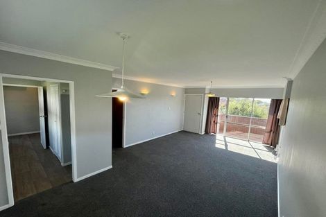 Photo of property in 1/14 Ensign Place, Hillcrest, Auckland, 0627