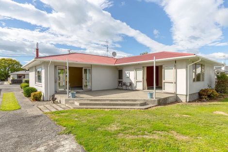 Photo of property in 13 Armstrong Avenue, Carterton, 5713