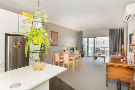 Photo of property in 4 Reads Quay, Gisborne, 4010