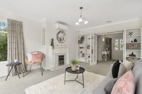 Photo of property in 330 Karori Road, Karori, Wellington, 6012