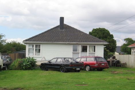 Photo of property in 12 Benghazi Road, Panmure, Auckland, 1072