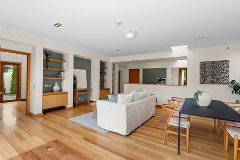 Photo of property in 17 Makora Street, Fendalton, Christchurch, 8041