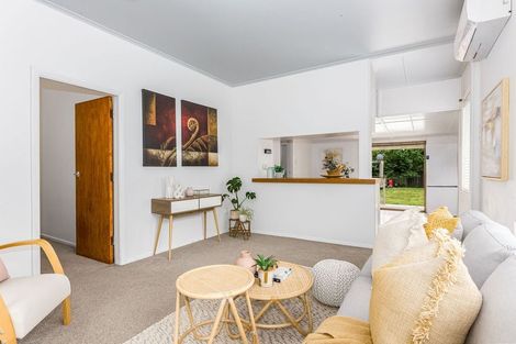 Photo of property in 27 Paremata Crescent, Paremata, Porirua, 5024