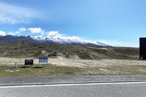 Photo of property in 31 Stratford Drive, Mount Pisa, Cromwell, 9383