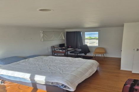 Photo of property in 24 Palmerston Road, Birkenhead, Auckland, 0626
