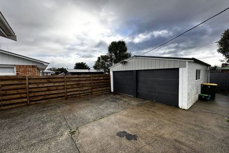 Photo of property in 6 Paulette Place, Queenwood, Hamilton, 3210