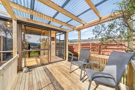 Photo of property in 1/19 Roband Crescent, Brown Owl, Upper Hutt, 5018