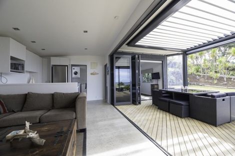 Photo of property in 63 Martin Road, Whangaruru, Hikurangi, 0184