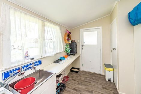 Photo of property in 30 Alexandra Street, Marton, 4710