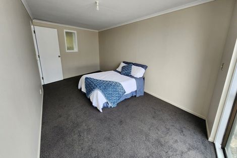 Photo of property in 9 Rangitane Street, Maupuia, Wellington, 6022