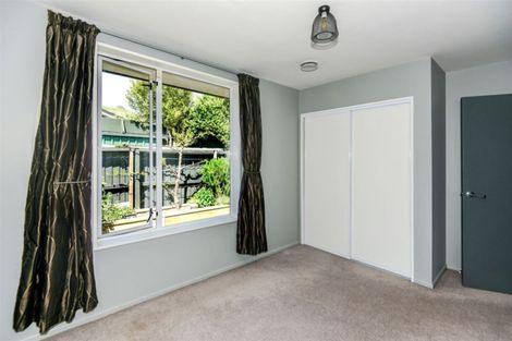 Photo of property in 1/29 Laing Crescent, Heathcote Valley, Christchurch, 8022