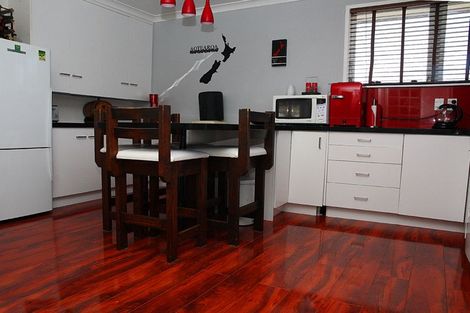 Photo of property in 28 Boundary Road, Opaheke, Papakura, 2113