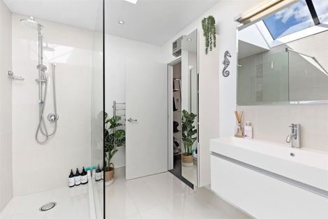 Photo of property in 155a Weston Road, St Albans, Christchurch, 8052