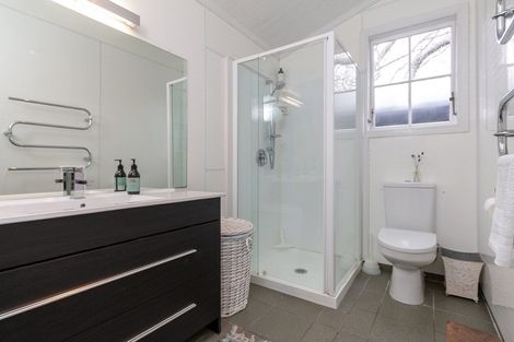 Photo of property in 19 St Marys Road, Saint Marys Bay, Auckland, 1011