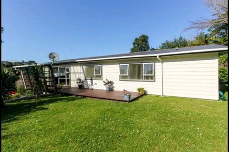 Photo of property in 6c Waterloo Place, Westown, New Plymouth, 4310